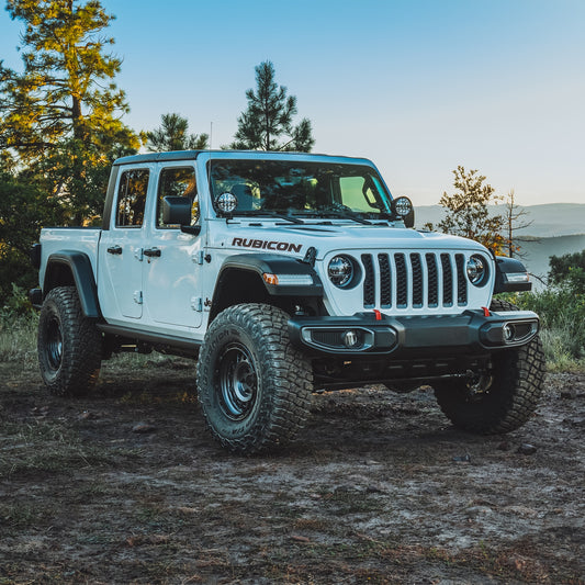 KIT DE AUDIO TODO EN UNO DE 1,800 VATIOS PARA DETERMINADOS JEEP GLADIATOR